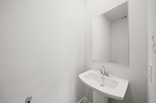 Building Photo - 4006 Crowning Ct