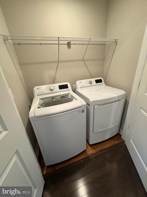 Building Photo - 120 Tolocka Terrace NE