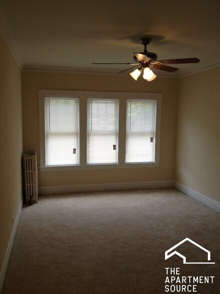 Building Photo - 602 Elgin Ave