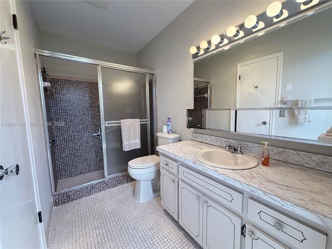 Building Photo - 5011 Madison St