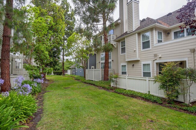 Building Photo - 2BR/2.5BA Pet-Friendly Townhome with Loft, Pool & 2-Car Garage | Foster City | YouTube Tour