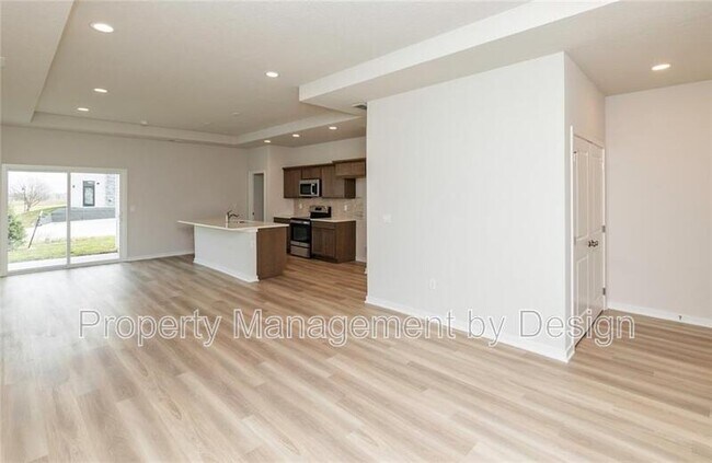 Building Photo - 2326 Legacy Dr