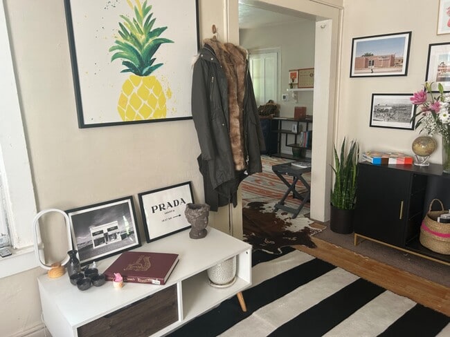 Building Photo - 410 Cascadilla St