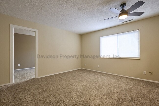 Building Photo - Cozy 3 Bedroom Condo in Eastern Colorado Springs