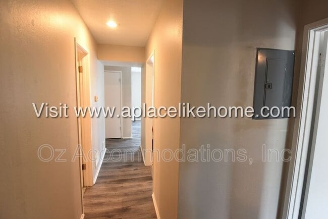 Building Photo - 1428 NW 64th Terrace