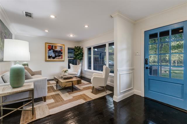 Building Photo - 3778 Shorecrest Dr