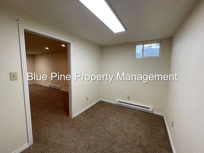 Building Photo - 505 Sykes Dr