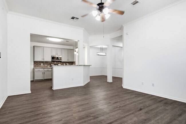 Building Photo - 4702 Arbor Ln