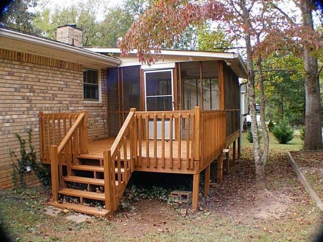 Building Photo - 180 Bruce Ct