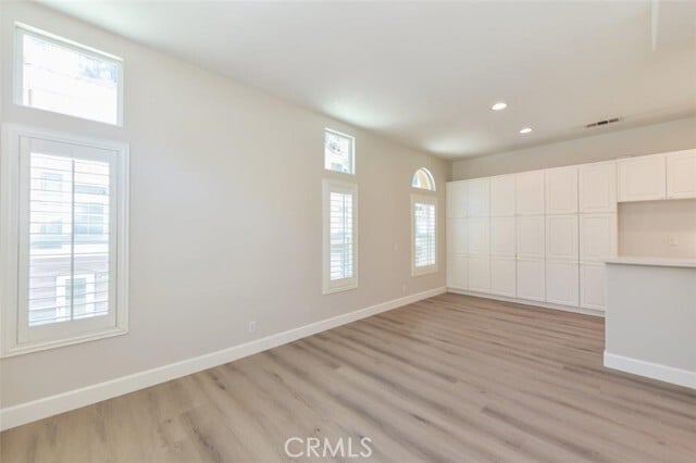 Building Photo - 12 Palagonia Aisle