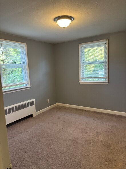 Building Photo - 40 Neillian Way