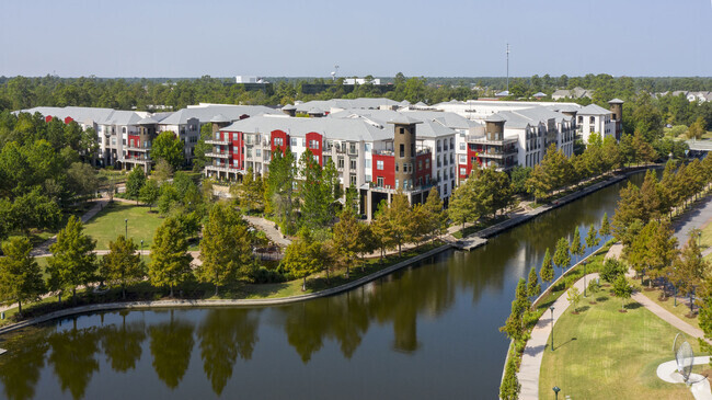 Building Photo - Boardwalk at Town Center