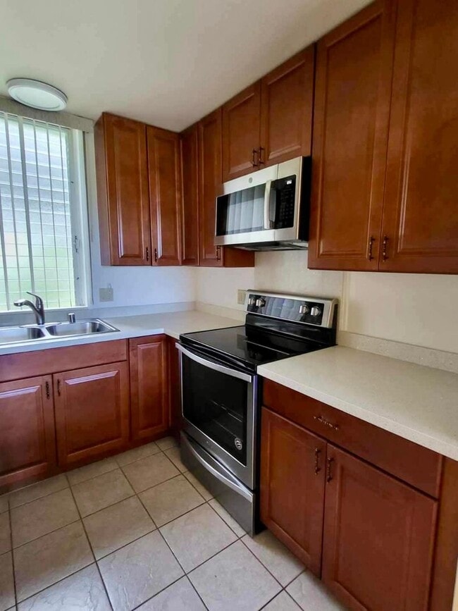 Building Photo - 78-7030 Alii Dr. Unit 104