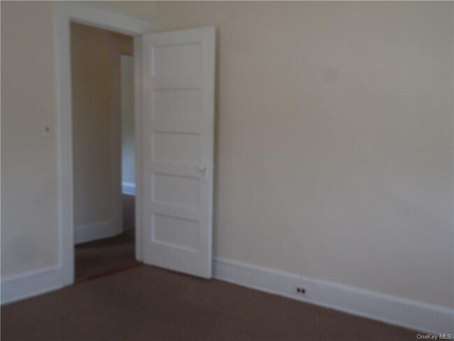 Building Photo - 458 Westchester Ave