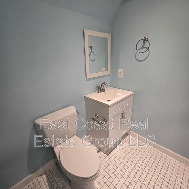 Building Photo - 17824 Stars Ln