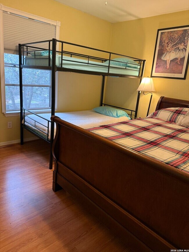 Building Photo - Spacious Fully Furnished Family Home with Heated Pool, Spa & Workshop in Arrowhead