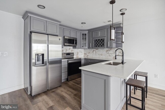 Building Photo - 1930 N 2nd St