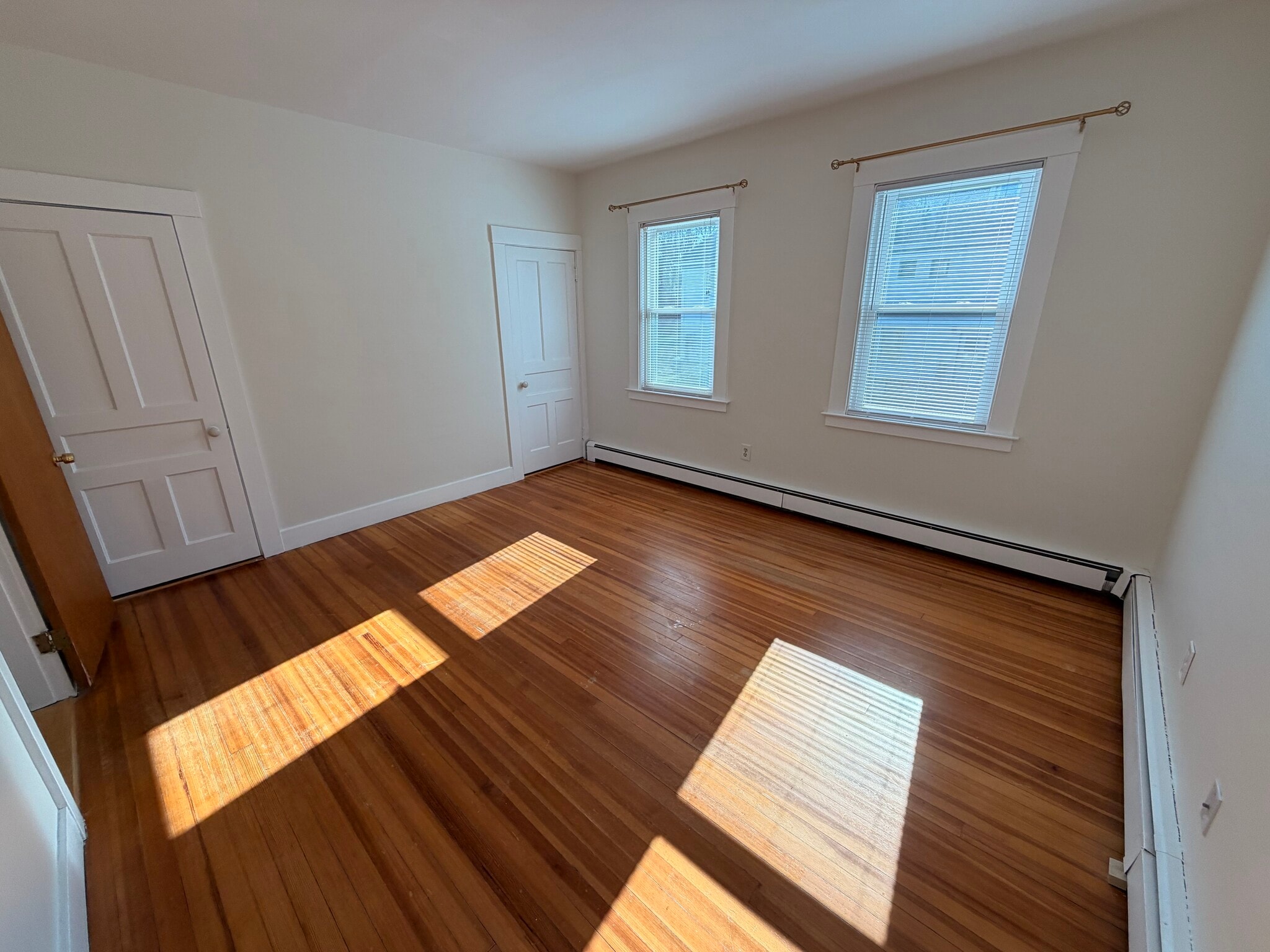 Bedroom 1 - 10 Short St