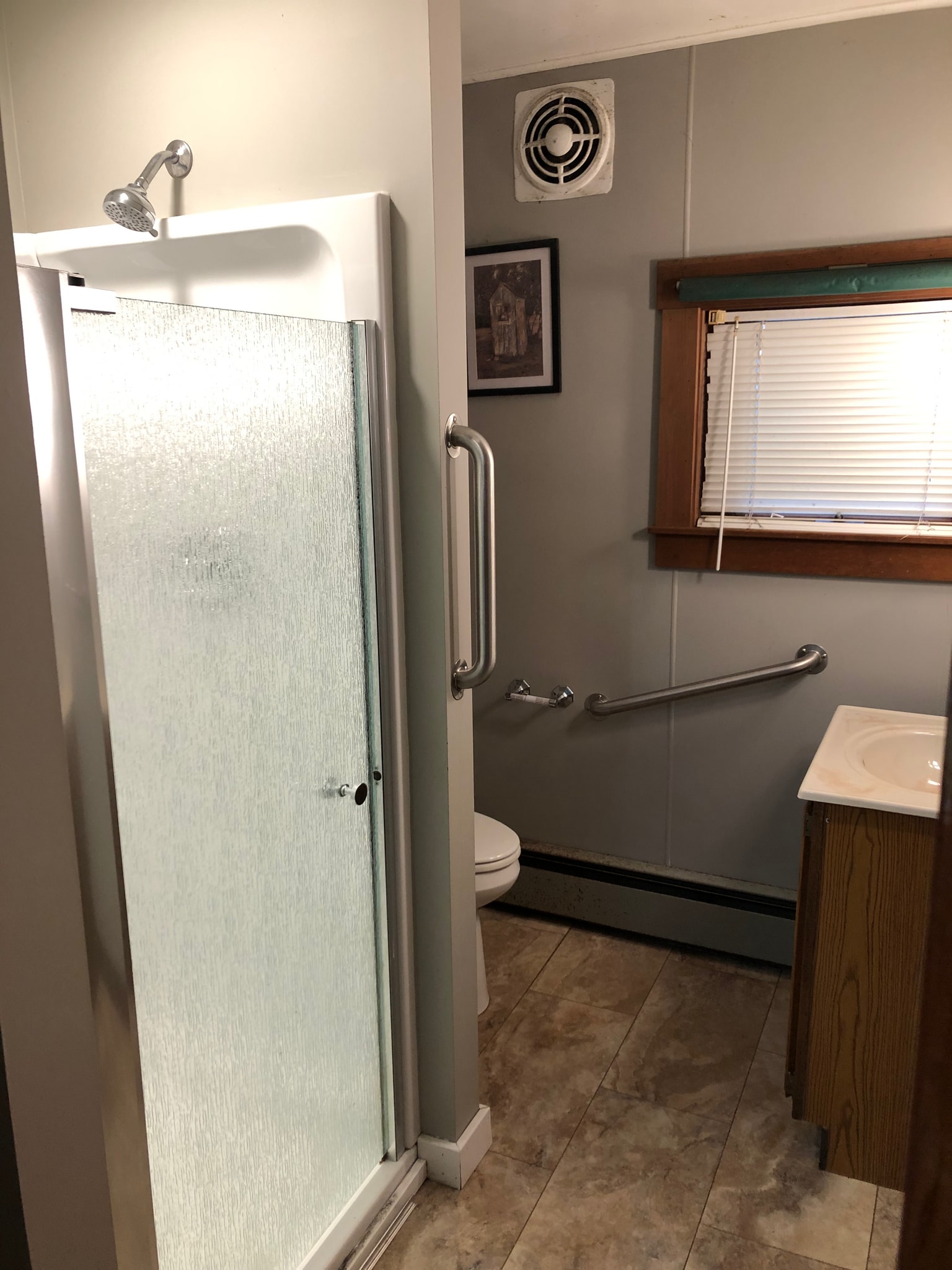 Bathroom - 537 N Derr Dr