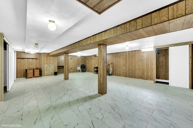 Building Photo - 1820 N Andoa Ln