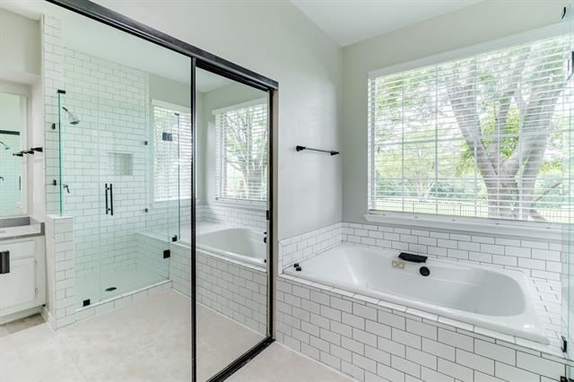 Building Photo - 2903 Sunset Ridge