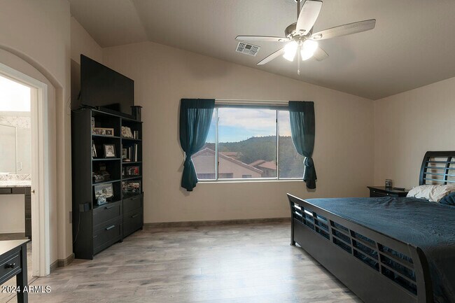 Building Photo - 3517 W Quail Track Dr
