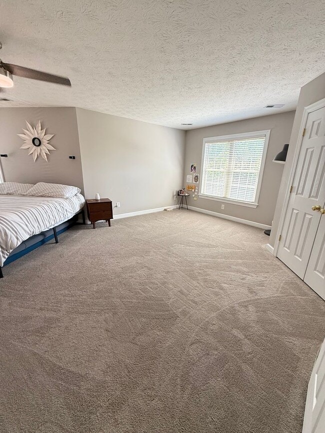 Building Photo - The Greenlands