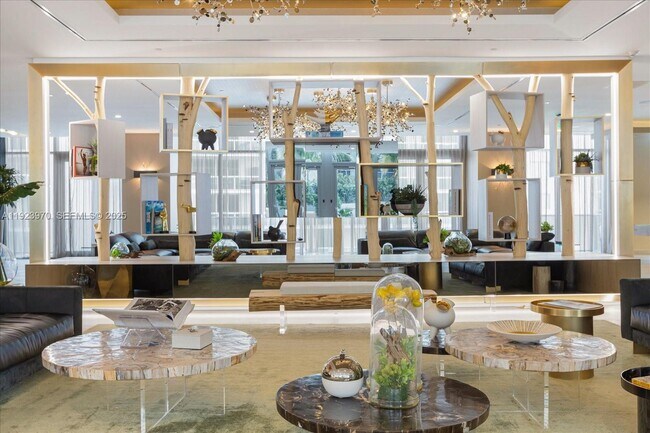 Building Photo - 488 NE 18th St