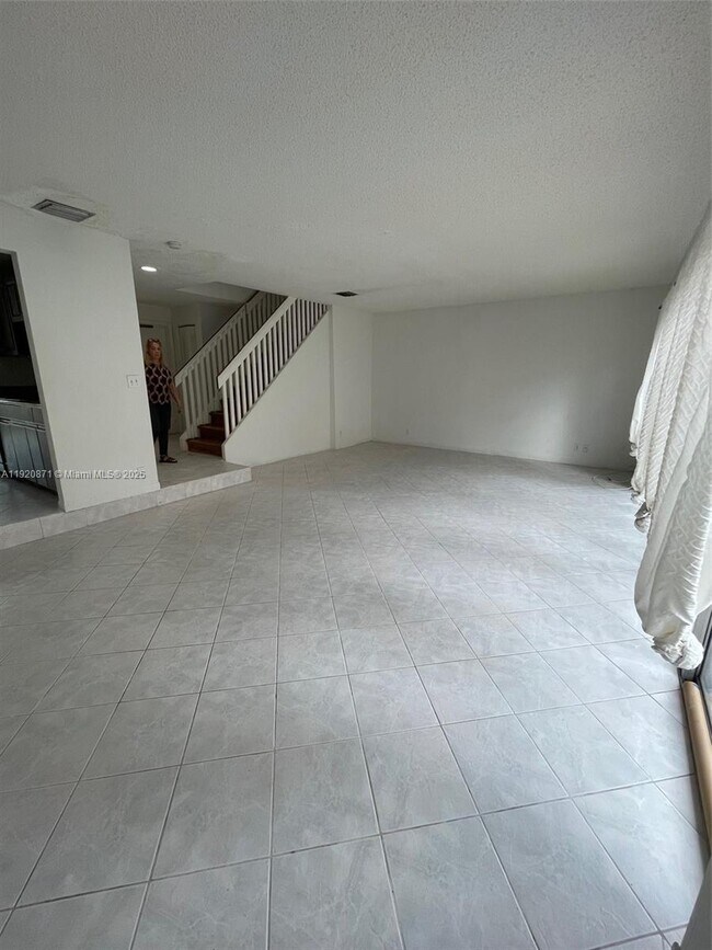 Building Photo - 8237 NW 8th Ct