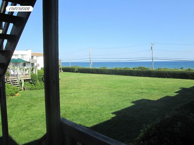 Primary Photo - 707 Old Montauk Hwy