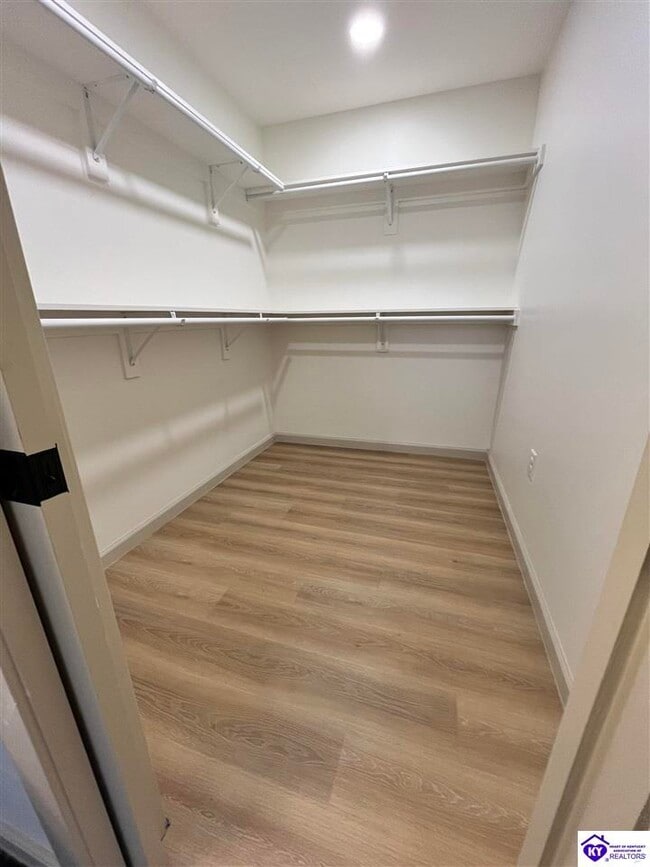 Building Photo - 1003 W Vine St