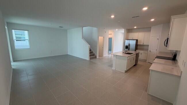 Building Photo - 6044 Meditation Dr