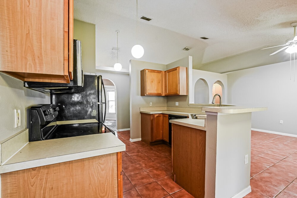 Building Photo - 1324 Montheath Cir