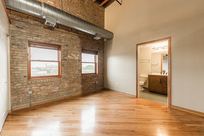 Building Photo - 7509 Madison St