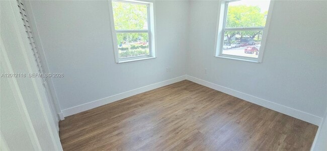 Building Photo - 2355 SW 27th St