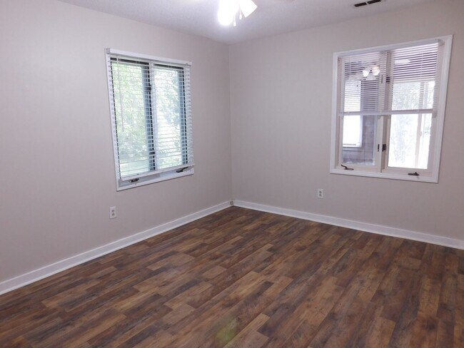 Building Photo - 53 A Gentry Cove