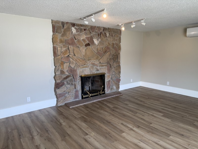 Building Photo - 3490 S Pk Mdws Cir
