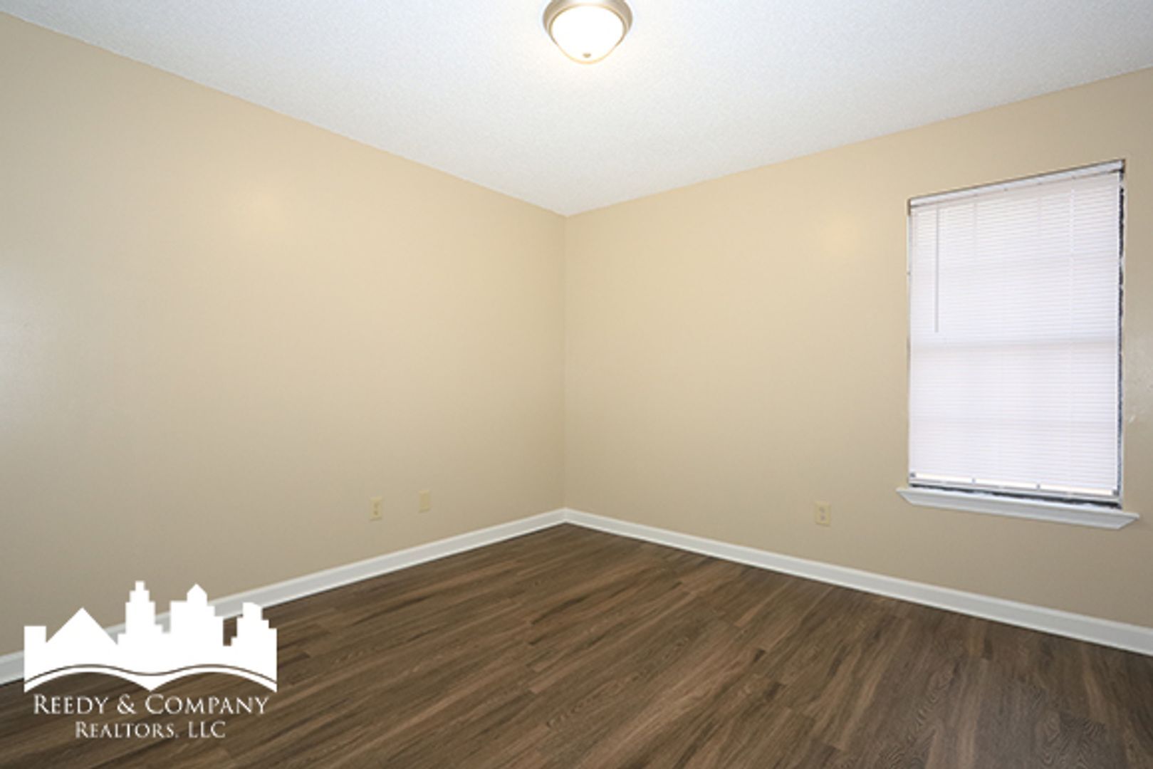 Building Photo - 2559 Wellons Ave