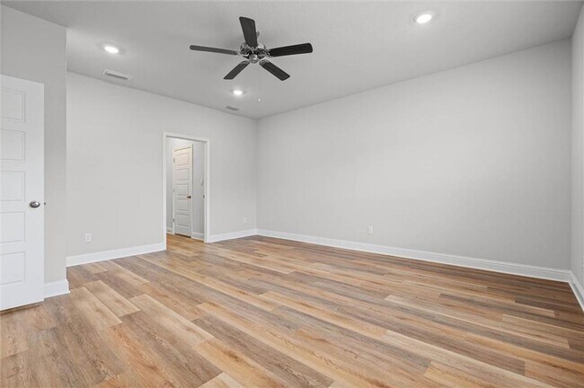 Building Photo - 7307 Hawkins Mnr