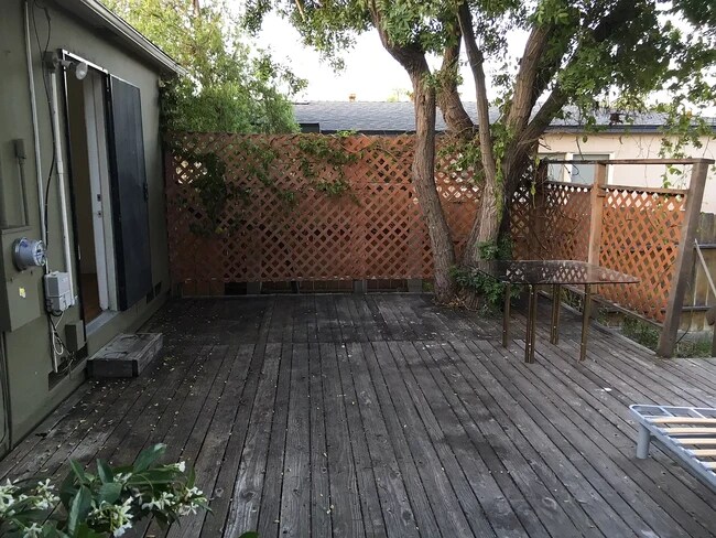 Building Photo - 4227 Pepper Dr