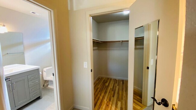Building Photo - Gorgeous 4BD/2.5BA, Two-Story Home in Casa...