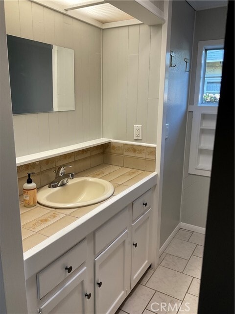 Building Photo - 148 C St