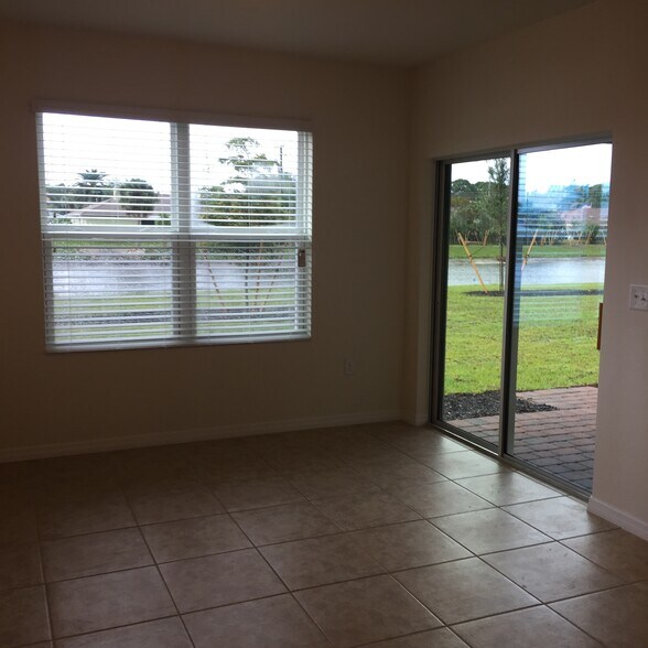 Building Photo - 8945 Mondial Court