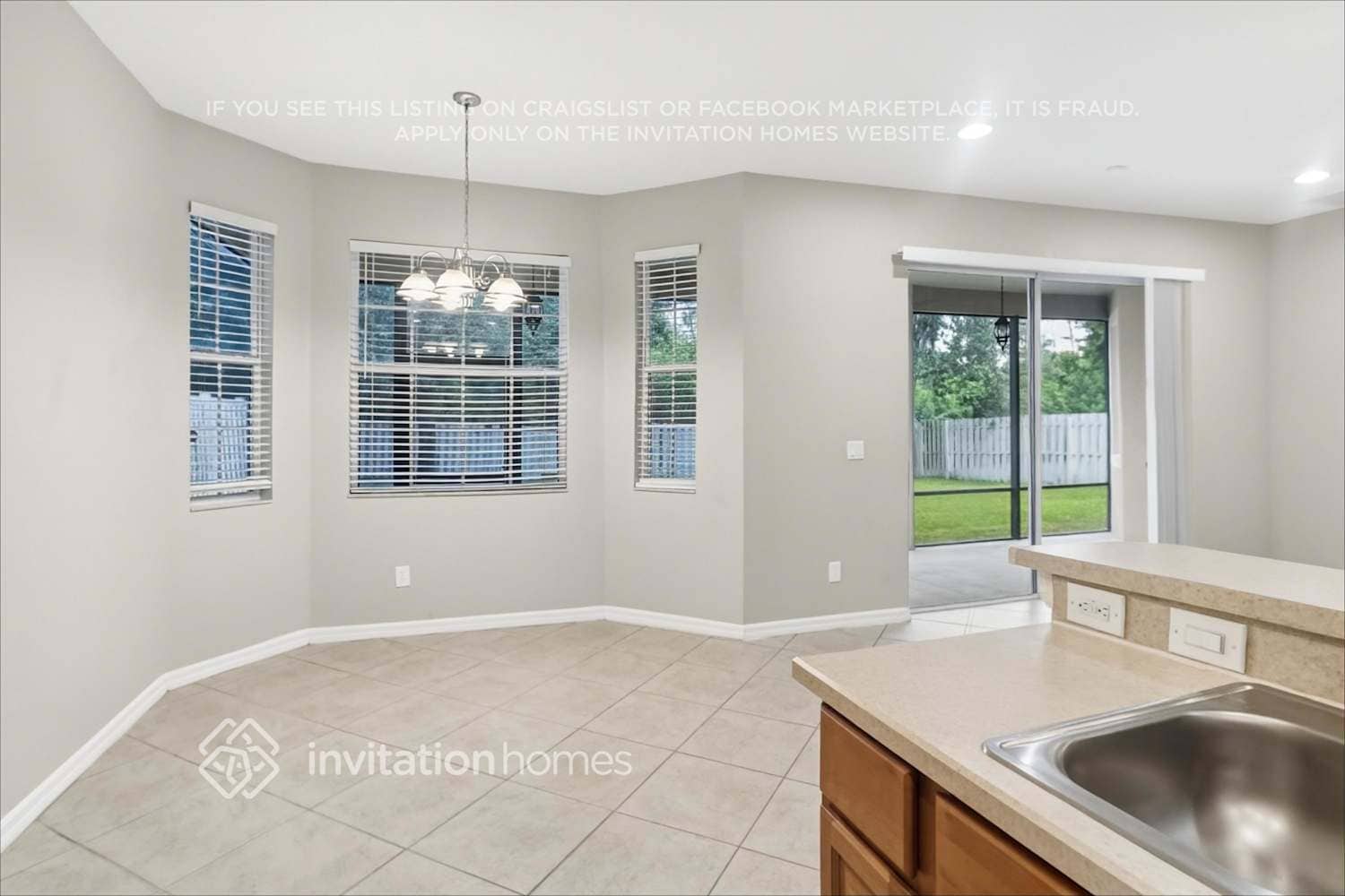 Building Photo - 9156 Lake Avon Dr