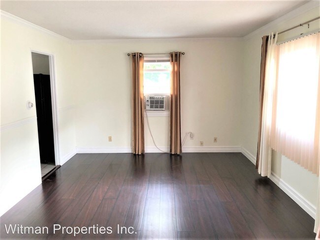 Building Photo - 3 br, 1 bath House - 66 White Birch Ave.
