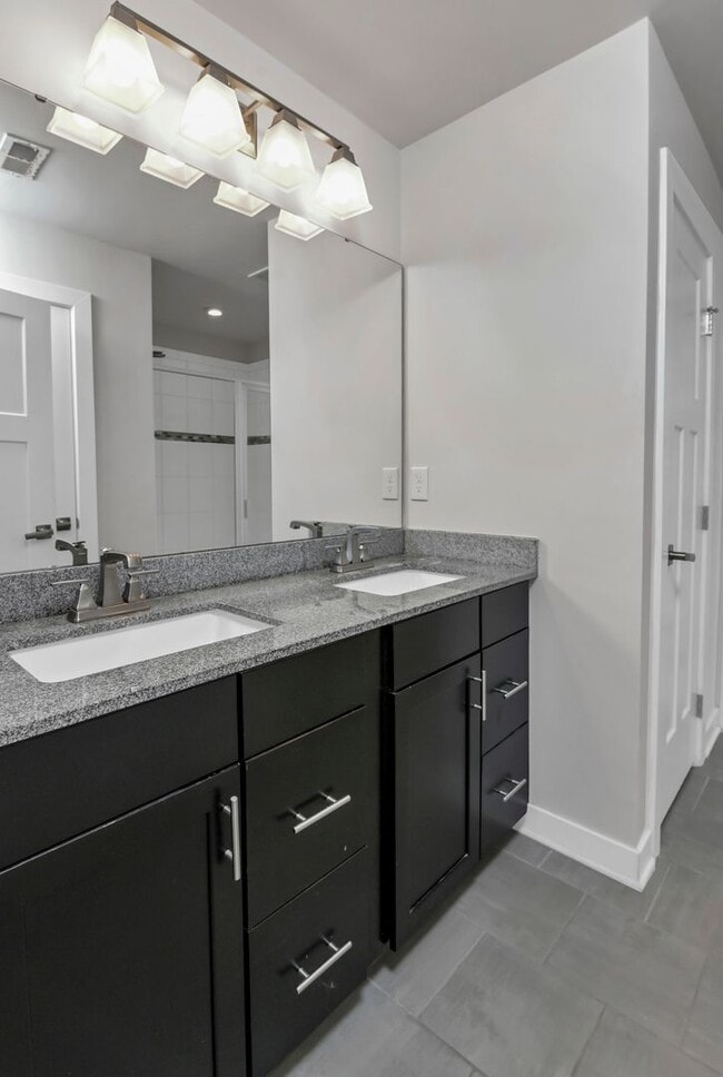 Building Photo - 217 Golden Fluke Dr