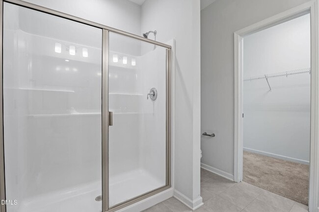 Building Photo - 745 Putney Hl Rd