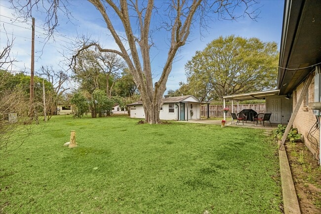 Building Photo - 510 S Belknap St