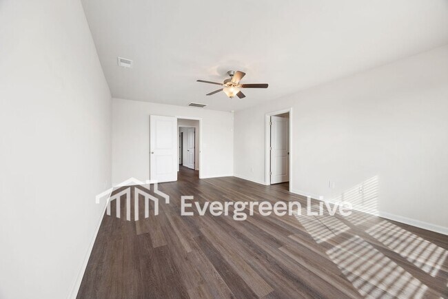 Building Photo - Coming Soon!