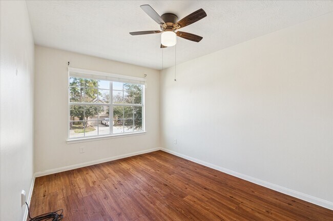 Building Photo - 15419 Bammel Oaks Ct